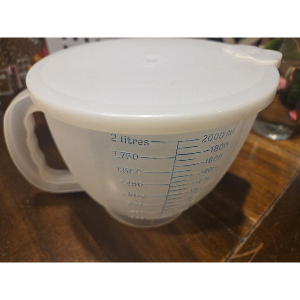 Vintage Tupperware 1288 Mix N‎ Store 4 Cup 1 Liter Measuring Pitcher